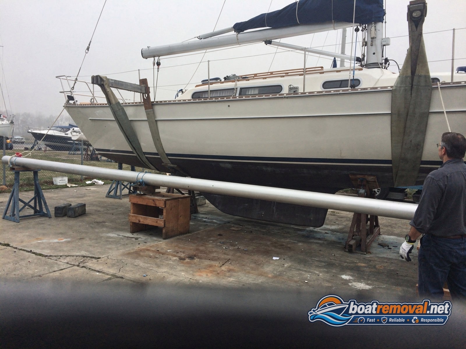 Catalina 27 loaded for removal Greece NY