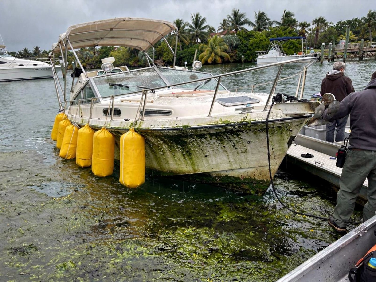 28 ft Carver 28 raised by lift bags in Milton, FL